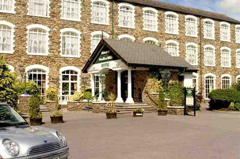 Hotel Blarney Woollen Mills