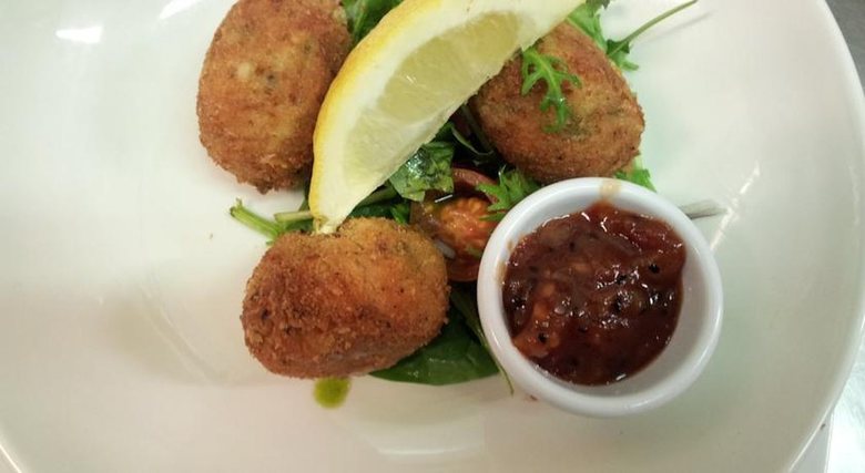 Hotel Blarney Woollen Mills
