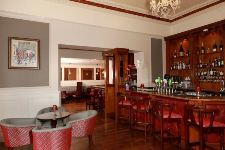 Hotel Oranmore Lodge (.)