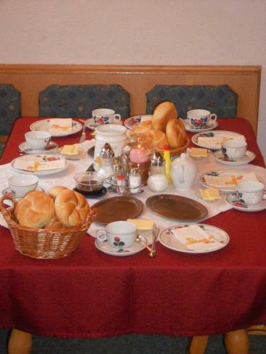 Hostal Haus Zur Linde