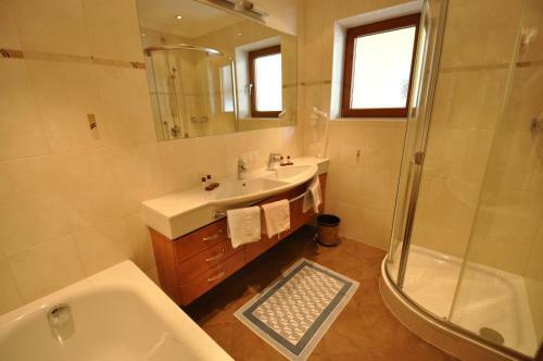 Hostal G�stehaus Schattauer