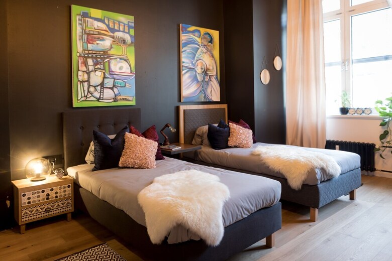 Design Hostel P182