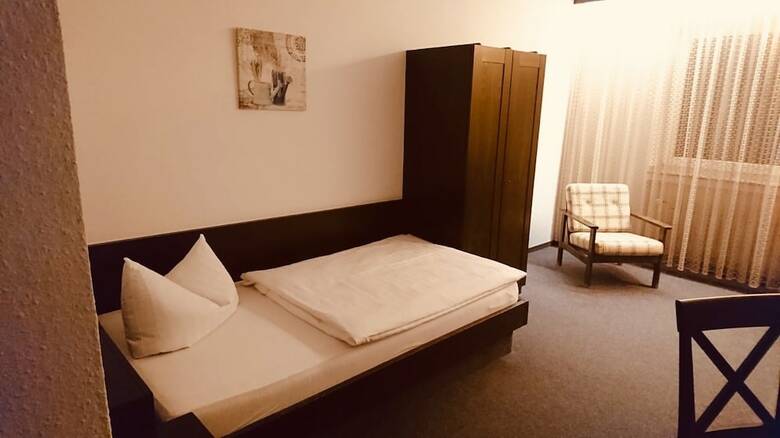 H&s Hotel Wildpferd