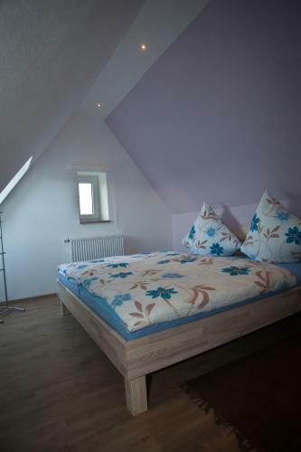 Apartamentos Weingut Herbert Schuler - Ferienwohnungen G�stehaus B�rbel
