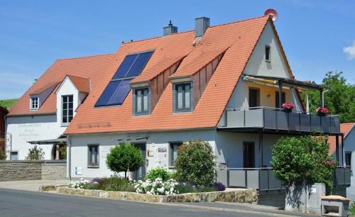 Apartamentos Weingut Herbert Schuler - Ferienwohnungen G�stehaus B�rbel