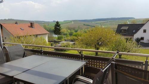 Apartamentos Weingut Herbert Schuler - Ferienwohnungen G�stehaus B�rbel