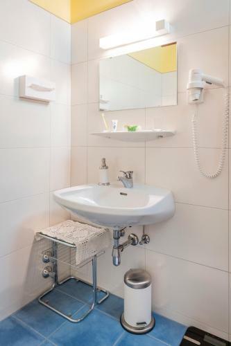 Hostal Panorama Pension S�dhang