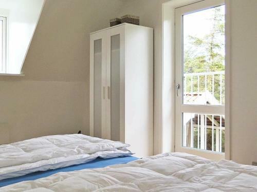 Four-bedroom Holiday Home In Harbo�re 9
