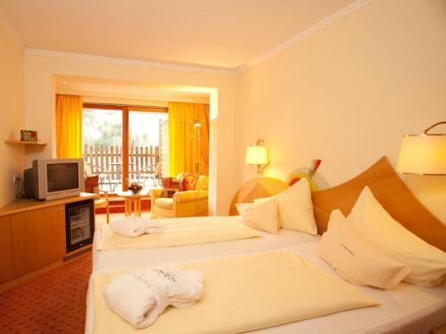 Harmony's Hotel Pr�gant