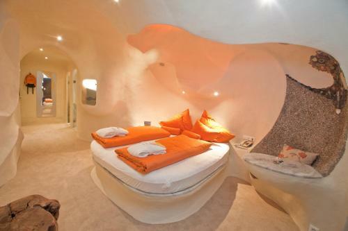 Harmony's Hotel Pr�gant