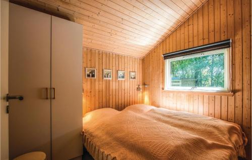 Four-bedroom Holiday Home Humble With A Fireplace 01