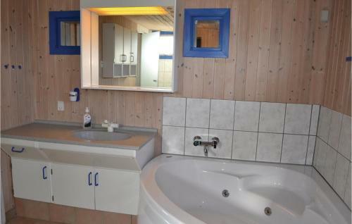 Three-bedroom Holiday Home In Vejers Strand