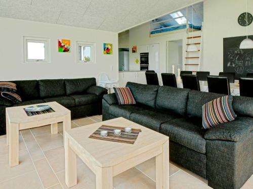 Four-bedroom Holiday Home In Sydals 5