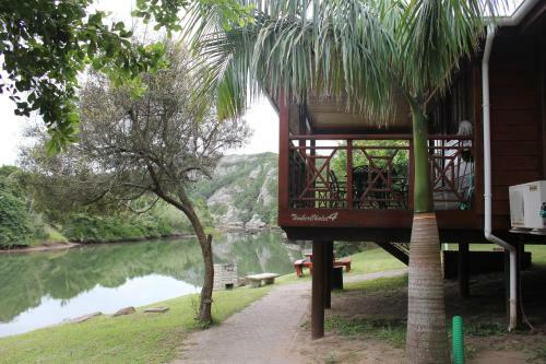 Hotel Areena Riverside Resort & Private Game Reserve