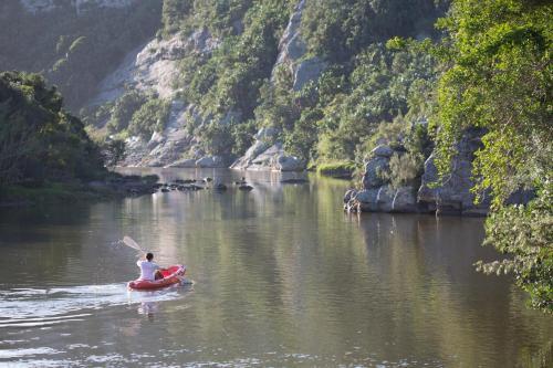 Hotel Areena Riverside Resort & Private Game Reserve