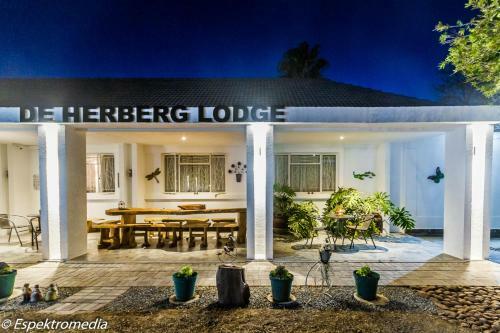 Hostal De Herberg Lodge