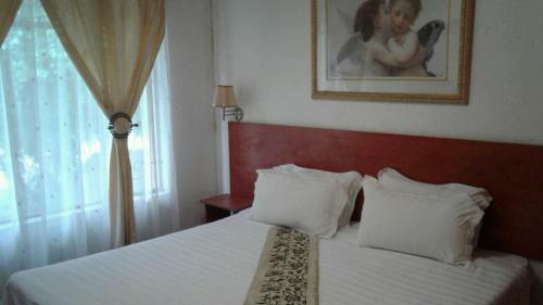 Hotel Ludiaana Guest House