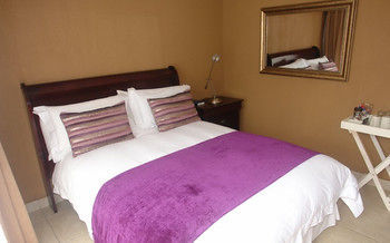 Hostal Homestay Travel Guest House