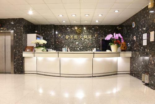 Honey Moon Hotel