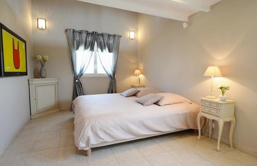 Cagnes-sur-mer Villa Sleeps 8 Pool Air Con Wifi