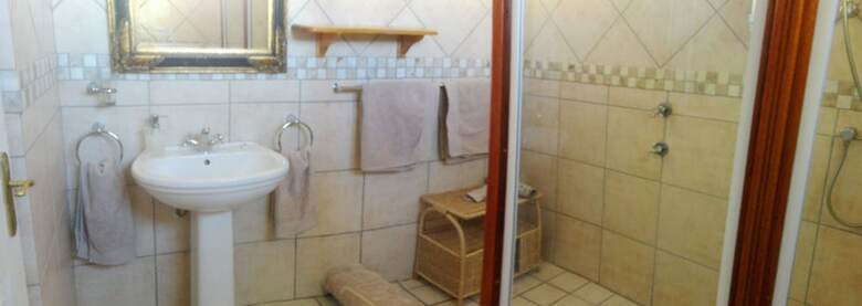 Hostal Saxe-coburg Lodge