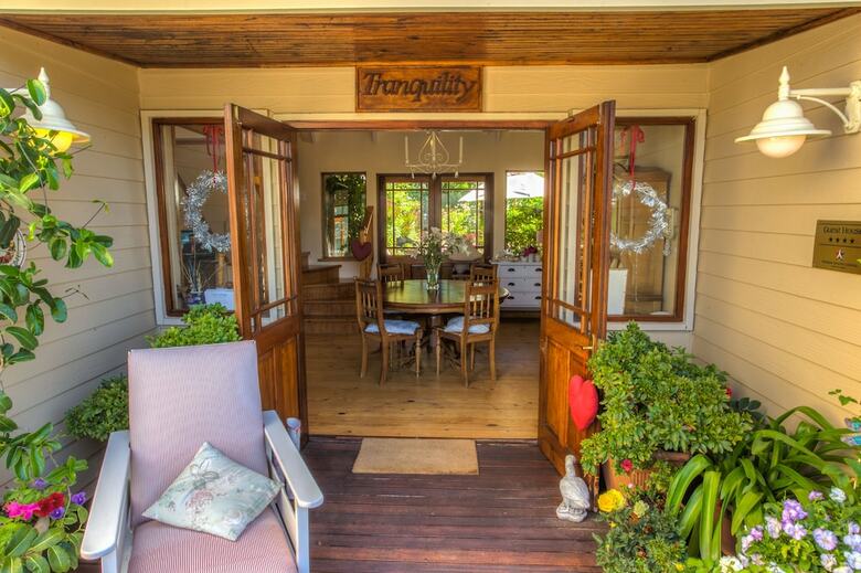 Hostal Tranquility Guest House