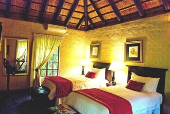 Shikwari Bush Lodge & Pangolin Bush Camp