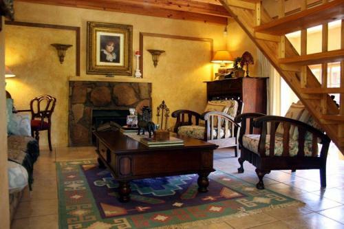 Hostal Fox's Hill Guesthouse