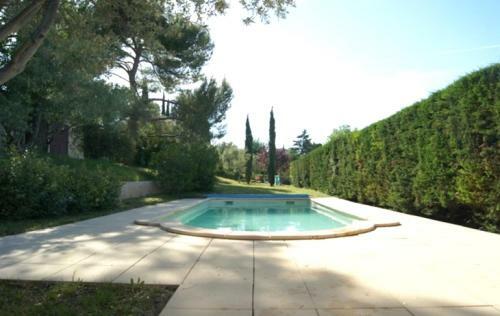 Maison Trois Chambres (colombi�re)
