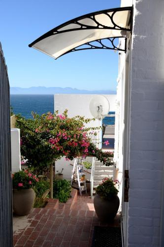 Rocklands Seaside Bed And Breakfast