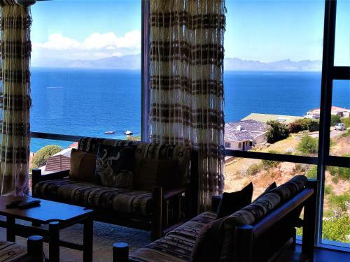 Hostal Penguinden Accommodation And Apartments