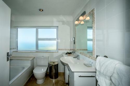 Hostal Penguinden Accommodation And Apartments