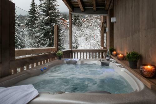 Yellowstone Lodge