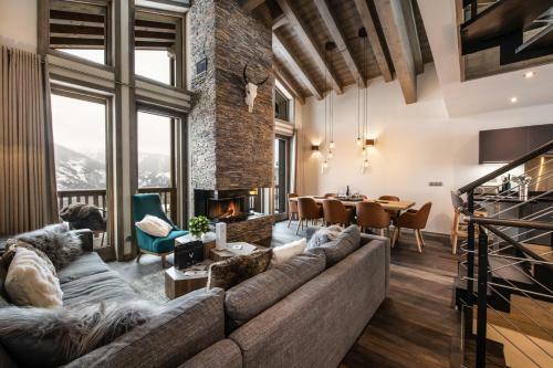 Yellowstone Lodge