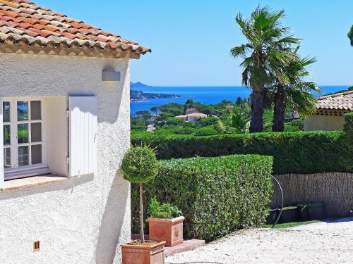 Holiday Home Les Arbousiers