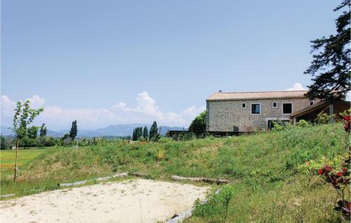 Six-bedroom Holiday Home In La Touche
