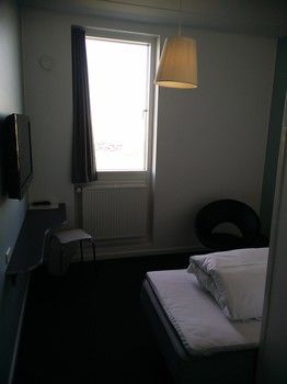 Motel X