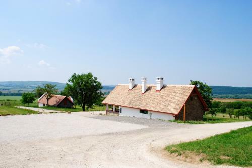�reghegyi Apartman