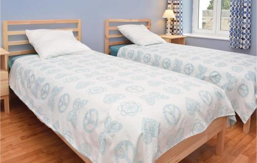 Two-bedroom Holiday Home In Le Beny Bocage