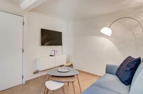 Lydie Apartment