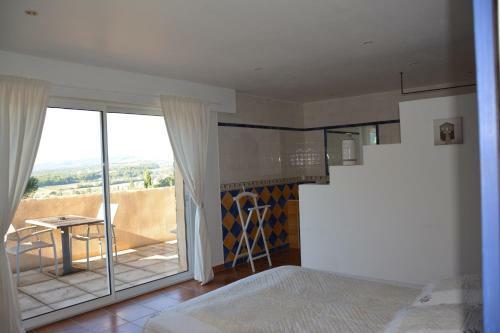 Hostal Les Quatre Saisons