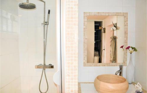 One-bedroom Holiday Home In Pourcieux