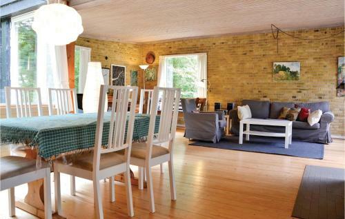 Holiday Home Fyrrestien Gr�sted XII