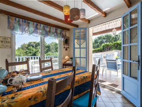 Modern Villa With Private Pool In Malves-en-minervois