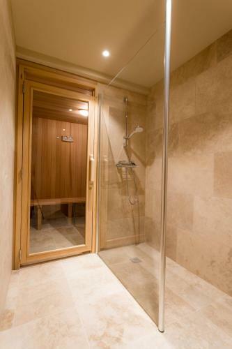Chalet Rose-marie