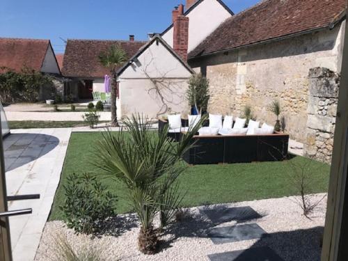 Hostal Chambre D Hotes Familiale La Belle Aventure