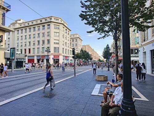 Apartamento Nestor&jeeves - "caesars" - Hyper Center - Shopping Avenue