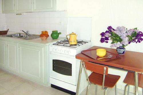 Holiday Home Pont-saint-esprit - Prv04031-f