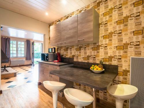 Cozy Holiday Home In Saint-denis With Swimming Pool