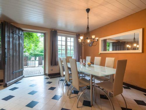 Cozy Holiday Home In Saint-denis With Swimming Pool